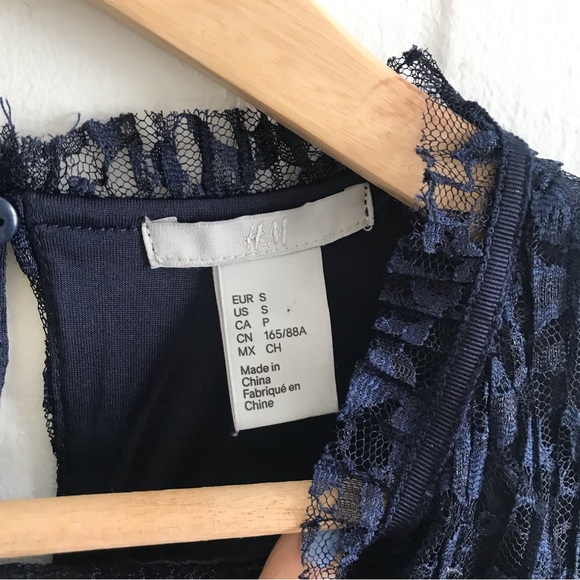 H&M | Sleeveless lacy top, navy blue - Picture 5 of 8